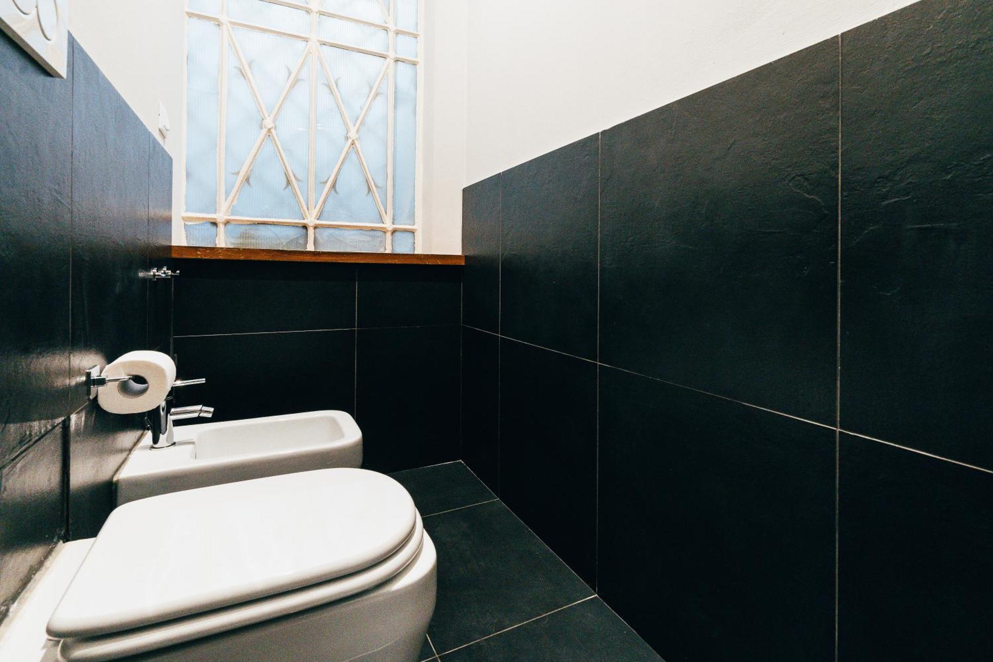 Bologna Suites - Private Bathroom المظهر الخارجي الصورة