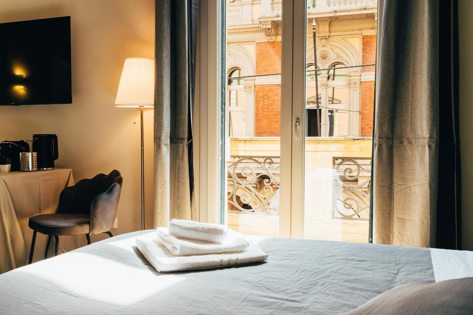 Bologna Suites - Private Bathroom المظهر الخارجي الصورة