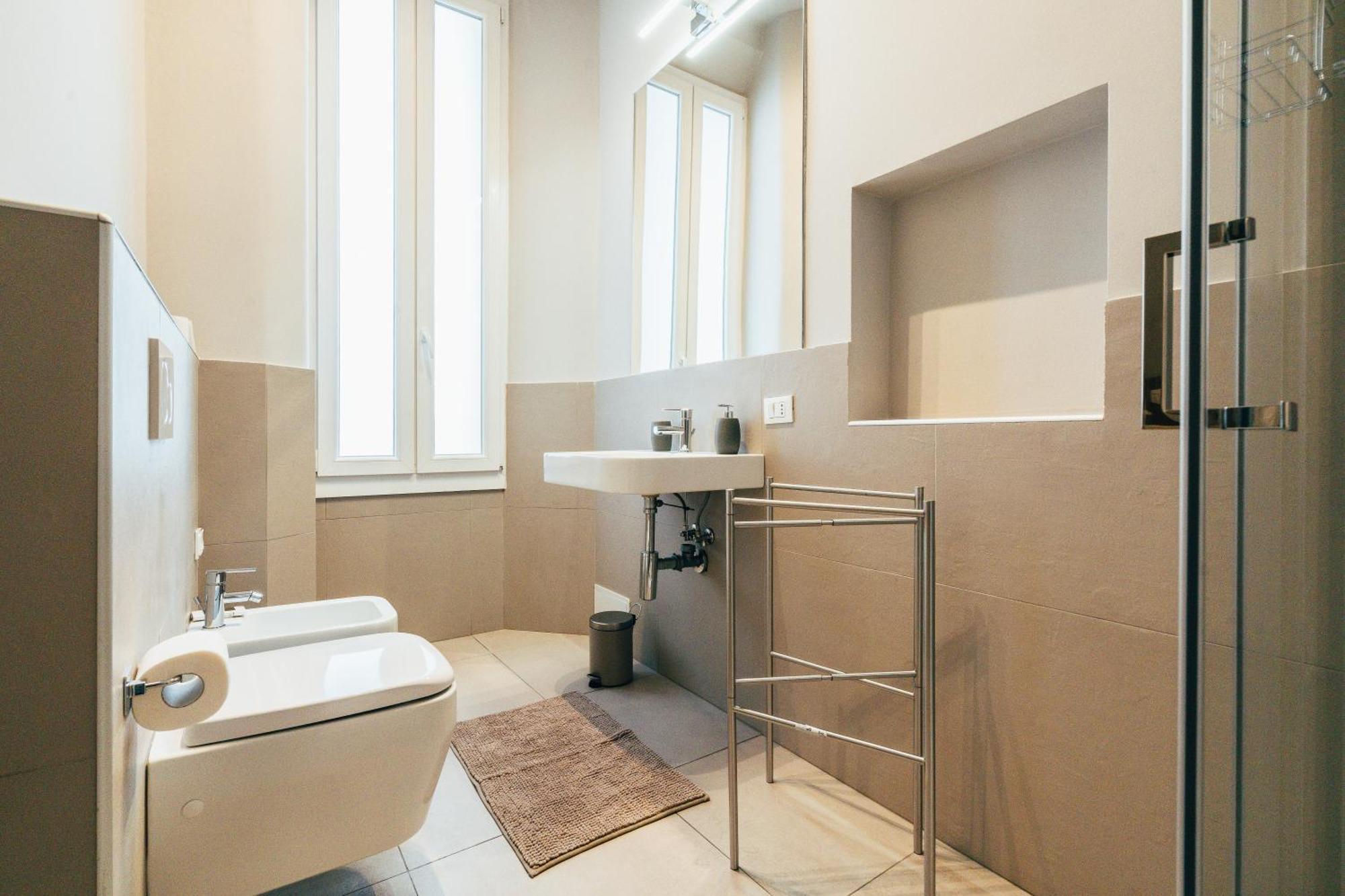 Bologna Suites - Private Bathroom المظهر الخارجي الصورة