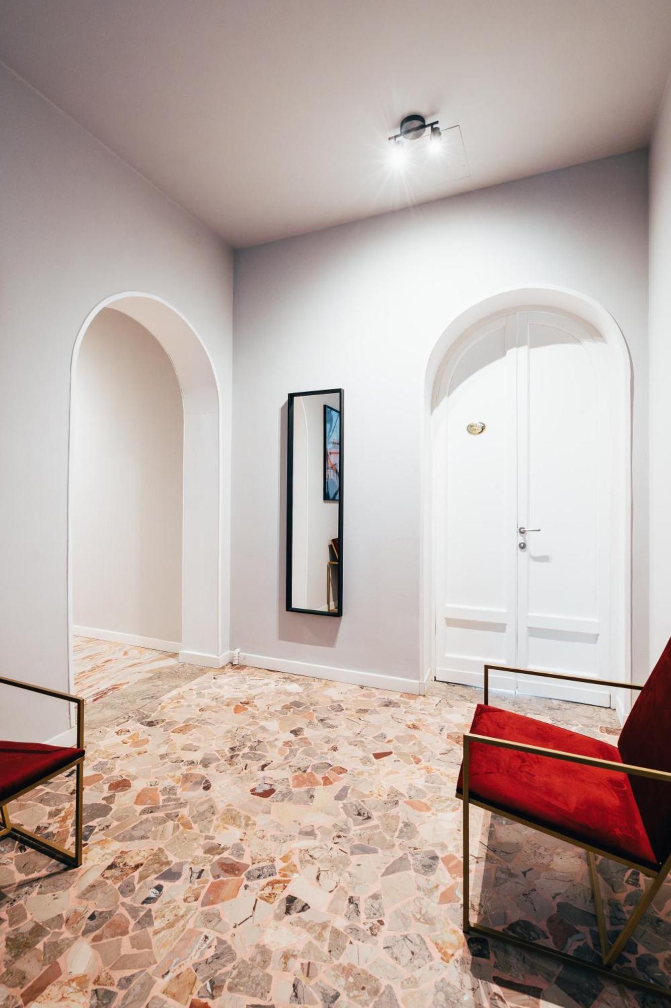 Bologna Suites - Private Bathroom المظهر الخارجي الصورة